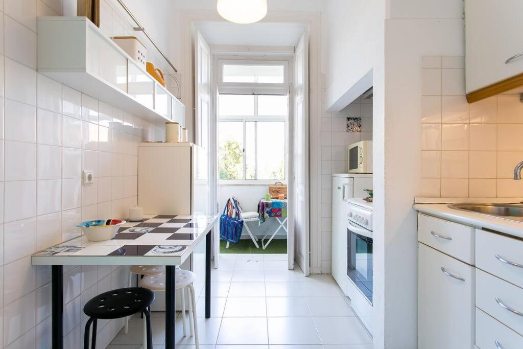 Principe Real Orange Tree W/ View 3 Bedrooms Flat! Лиссабон Экстерьер фото