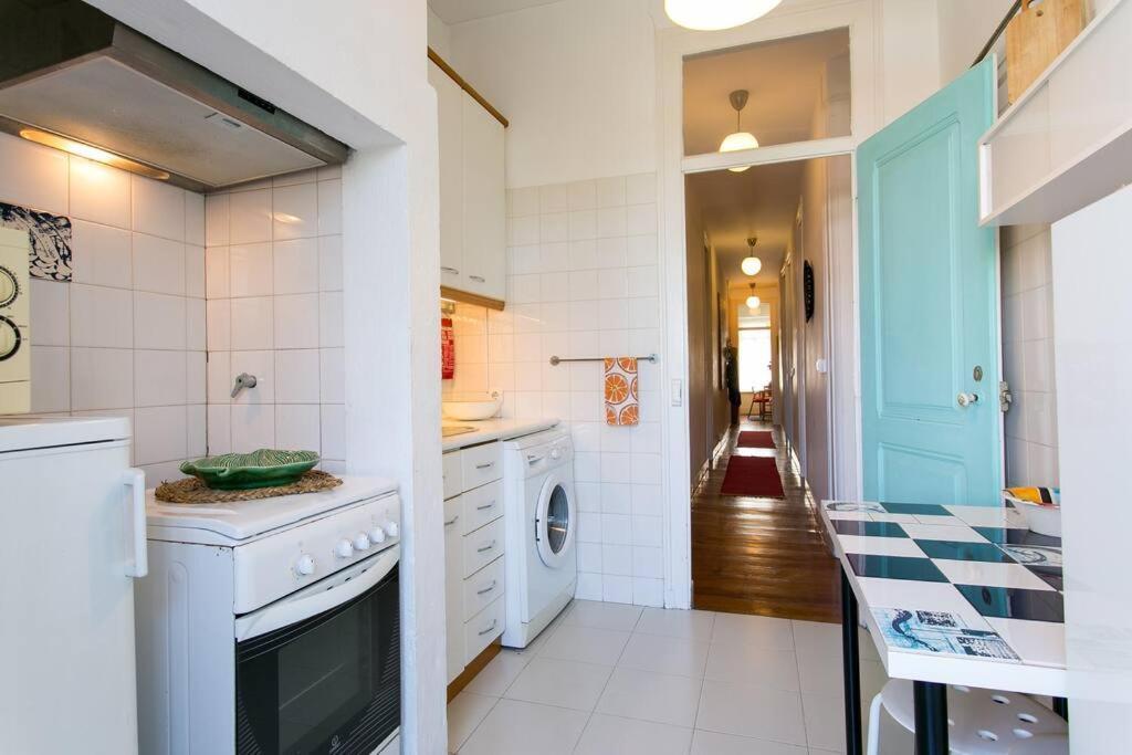 Principe Real Orange Tree W/ View 3 Bedrooms Flat! Лиссабон Экстерьер фото